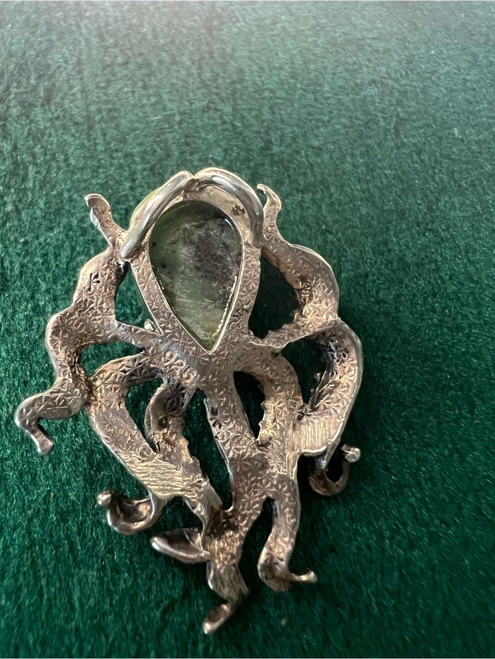 Ocean Jasper and sapphire eyes Octopus Pendant  - Silver-Tone Blue Green Jewelry - Picture 3 of 5